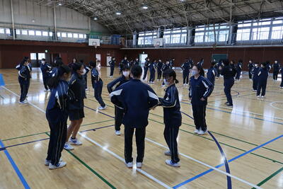 2年生体育授業風景